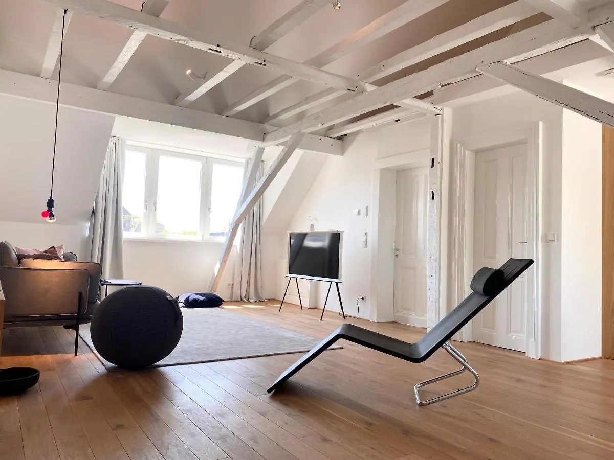 Contactos de Zehuus Mit Domblick Und Dachterrasse